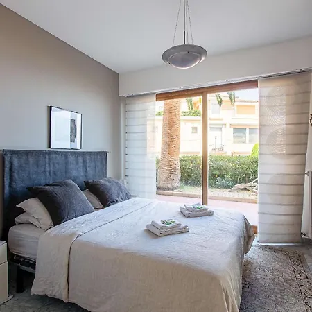 Apartment Vaneau 2br With Sea View, Garden Parking Cannes